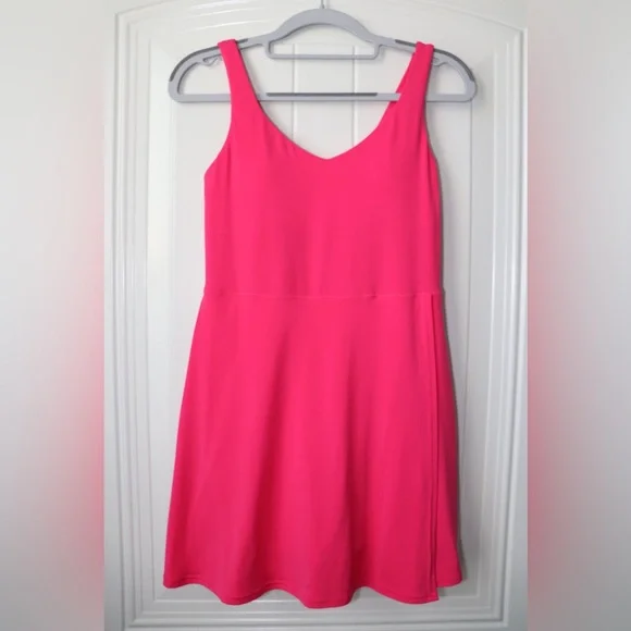 OFFLINE by AERIE Real Me Hugger Tennis Dress with Built-in Shorts Size M - Picture 2 of 12